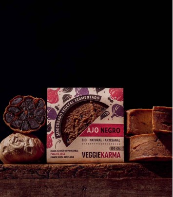 queso-vegano-ajo-negro